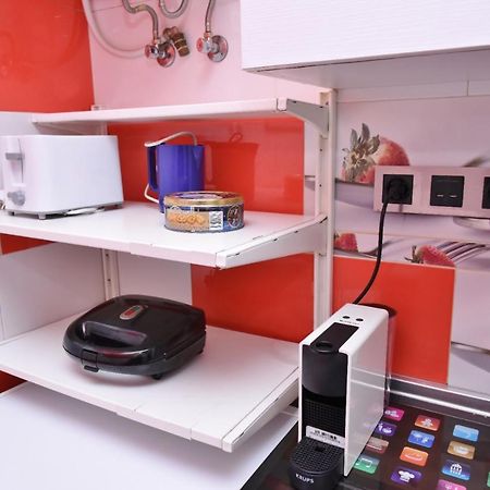 Departamentos C&G Apartment Мадрид Екстериор снимка