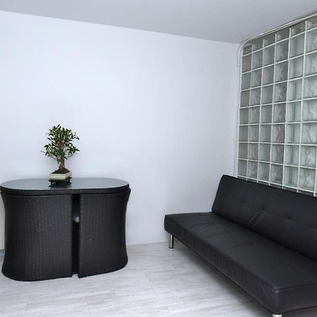 Departamentos C&G Apartment Мадрид Екстериор снимка
